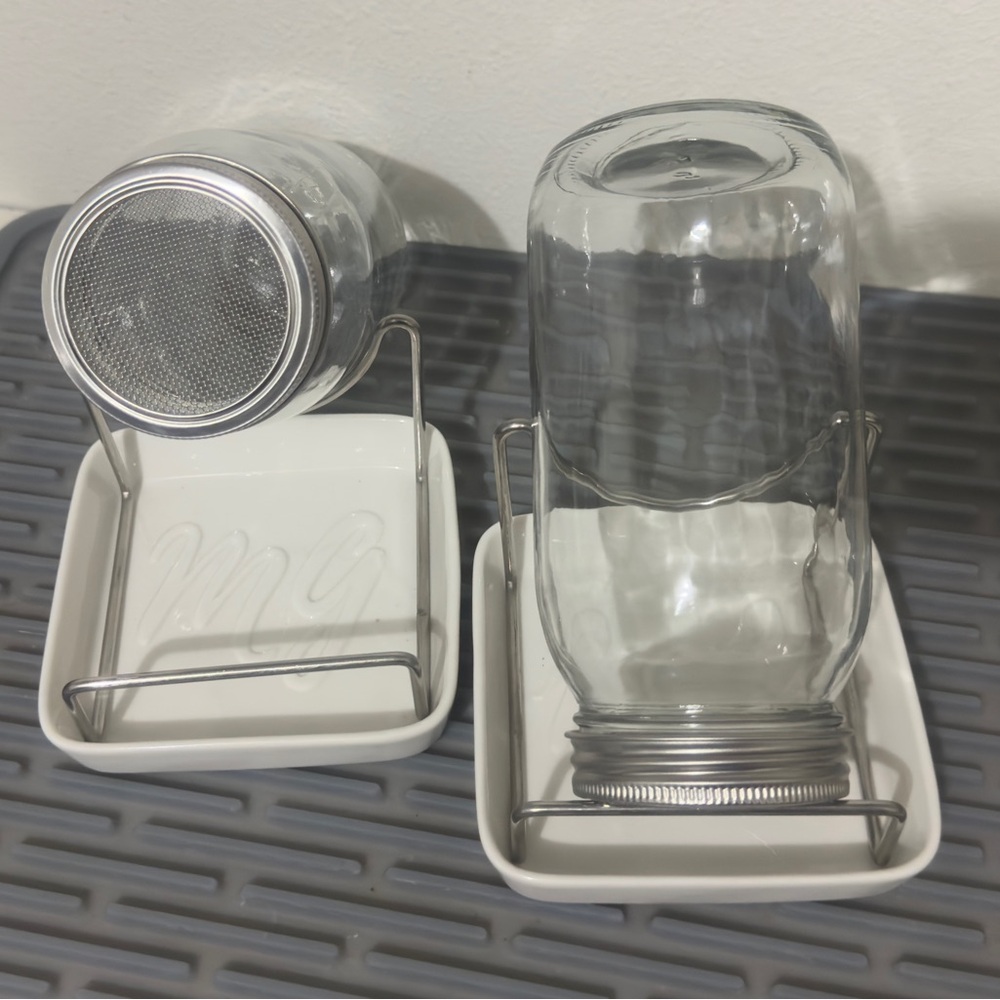 Sprouting Jars with Holders